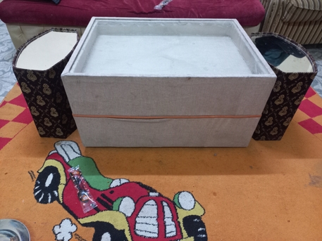 Riyadh, Furniture, SAR 20,  Centre Table  + 2 Matching Mirrored Side Pieces/tables In Good Condition