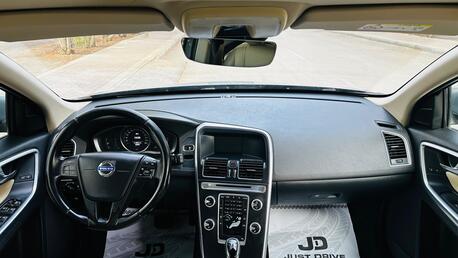 Salmaniya, Vehicles, Cars & Trucks , BHD 2650,  Volvo XC60,  2015,  Automatic,  165000 KM,    MODEL 5 SEATER LUXURY SUV CALL OR WHATSAPP ON 33665080 ,34355768 ,35400768