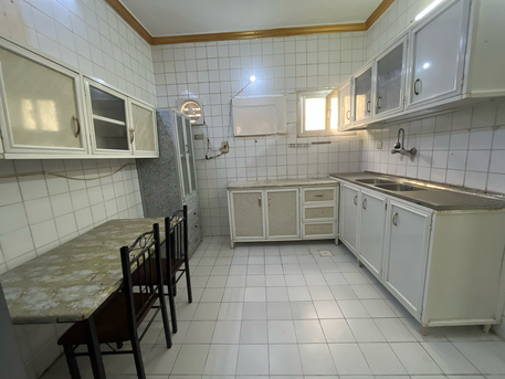 Jeddah, Apartments/Houses, SAR 2000/month,  3 BR,  SAR 2000/month  3 BR , 2 BH Loking For Indian Family.