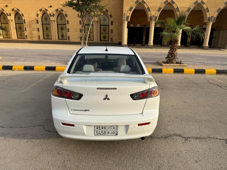 Riyadh, Vehicles, Cars & Trucks , SAR 25000,  Mitsubishi Lancer,  2016,  Automatic,  237000 KM,