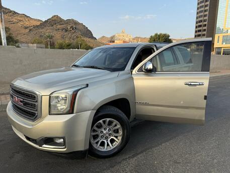 Al Zahra, Vehicles, Cars & Trucks , SAR 45000,  GMC YUKON SLE,  2015,  Automatic,  388 KM,   For Sale