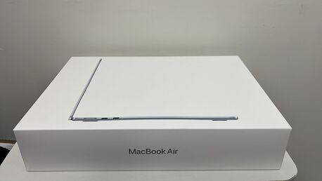 Al Mounsiyah, Computers, SAR 4700,  NEW Macbook Air M4 512gb 16g RAM