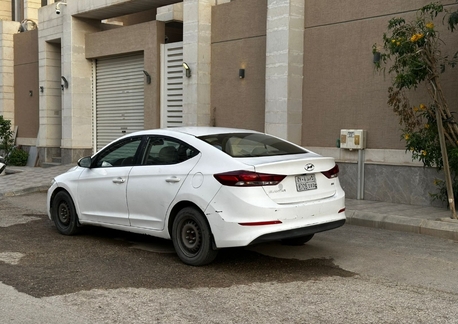 Riyadh, Vehicles, Cars & Trucks , SAR 26000,  Hyundai Elantra,  2018,  Automatic,  315000 KM,  Hyundai Elentra  Gear