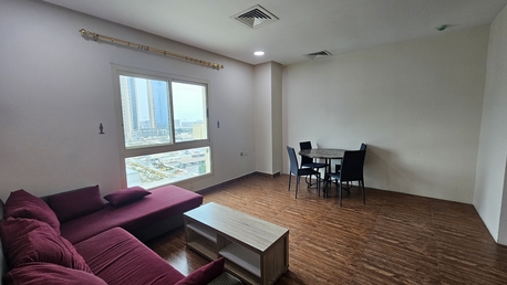 Burhama, Apartments/Houses, BHD 270/month,  1 BR,  Unlimited EWA, Nearby Danamall, Sanabis, Family Building.39128508 Benny.