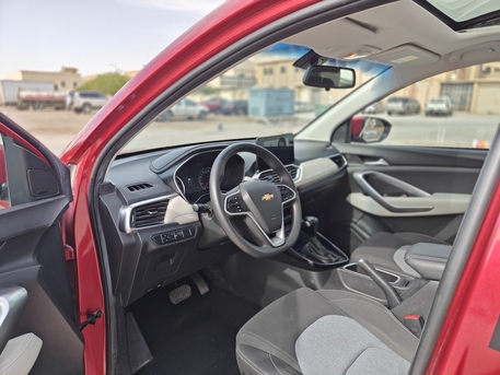 Riyadh, Vehicles, Cars & Trucks , SAR 39000,  Chevrolet Captiva LT,  2022,  Automatic,  84000 KM,  Excellent Condition. Single Owner Used. Guarantee On Engine Transmission And Body