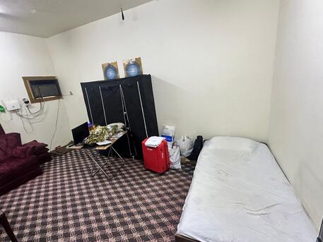 Al Wizarat, Rooms Available, SAR 950/month,  Sr 950/month, Semi Furnished, Room Available For Rent