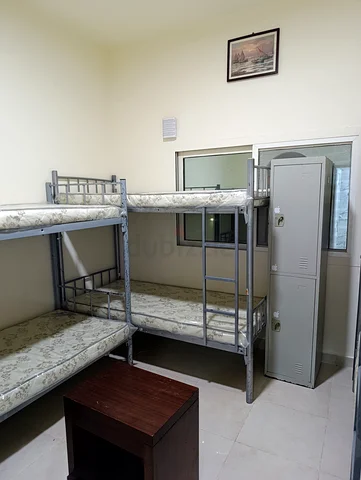 Karama, Bedspace Available, AED 1200/month,  500 Sq. Meter,  Executive Boys Bedspacs