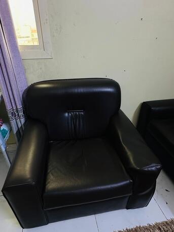 Manama, Furniture, BHD 500,  ELEGANT LOOK LEATHER 5 SEATER SOFA SET - GOOD CONDITION