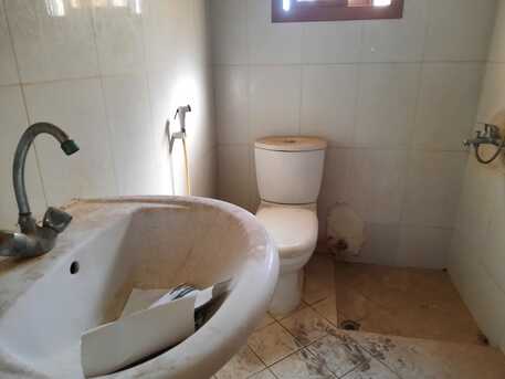 Gudaibiya, Apartments/Houses, BHD 250/month,  2 BR,  2 BHK Flat With EWA Opp Palace Mosques Only BD 250