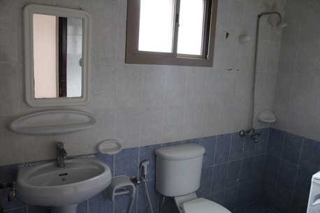 Gudaibiya, Apartments/Houses, BHD 220/month,  2 BR,  2 Bedrooms Flat With Ewa Limit BD 20 Near Arfa Mobile Gudaibiya