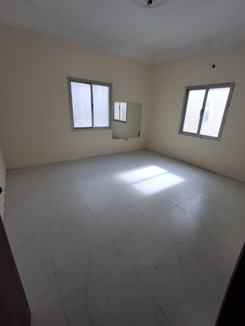 Hoora, Apartments/Houses, BHD 160/month,  2 BR,  2bhk 2bath Closed Kitchen Lift 160bd With Out Ewa With Out Ac