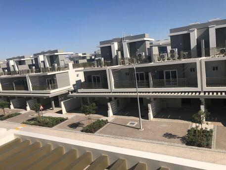 Dubai, Real Estate For Sale, AED 2000000,  3 BR,  2010 Sq. Feet,  Townhouse For Sale In Damac Hills 2