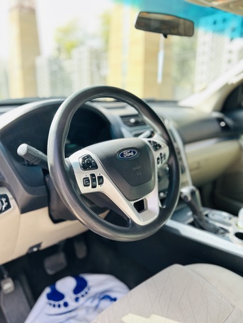 Riyadh, Vehicles, Cars & Trucks , SAR 28500,  Ford Explorer,  2014,  Automatic,  380000 KM,    MODEL NEAT CAR FOR SALE