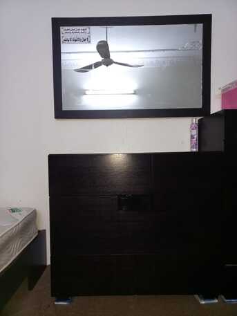 Riyadh, Household Items, SAR 1300,  I Am Selling King Size Bed With 2 Side Table And Dressing Table Actual Price SAR5000 But