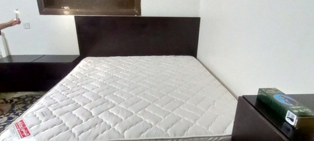 Riyadh, Household Items, SAR 1300,  I Am Selling King Size Bed With 2 Side Table And Dressing Table Actual Price SAR5000 But
