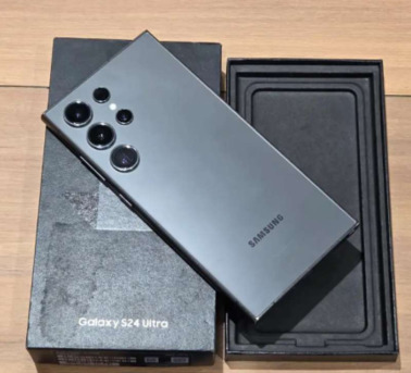 Al Andalus, Mobile Phones, SAR 2500,  Samsung S24 ULTRA | 256/8 GB | Titanium Black | Mint Condition