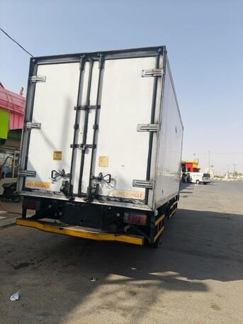 Riyadh, Vehicles, Cars & Trucks , SAR 60000,  5 Meters BOX Isuzu Dayana Freezer 2008 Model For Sale للبيع,  2008,  Manual,  1 KM,