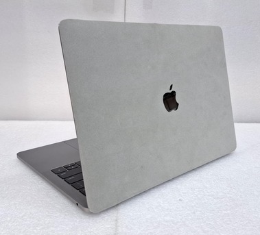 Manama, Computers, BHD 138,  MacBook Pro Intel Core I5 2.3Ghz 13.3" QHD 2K Display 8GB RAM Good Working (Free AirPods)