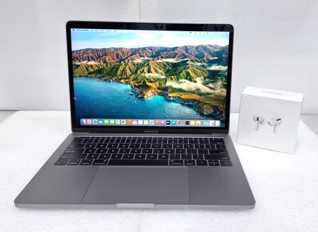 Manama, Electronics, BHD 138,  MacBook Pro Intel Core I5 2.3Ghz 13.3" QHD 2K Display 8GB RAM Good Working (Free AirPods)