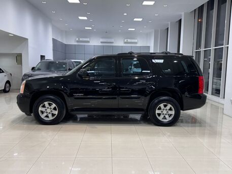 Manama, Vehicles, Cars & Trucks , BHD 3900,  GMC Yukon,  2013,  Automatic,  260600 KM,    (Black)