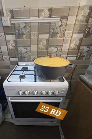 Manama, Furniture, BHD 40,  Full Apartment Furniture / Perfect Condition