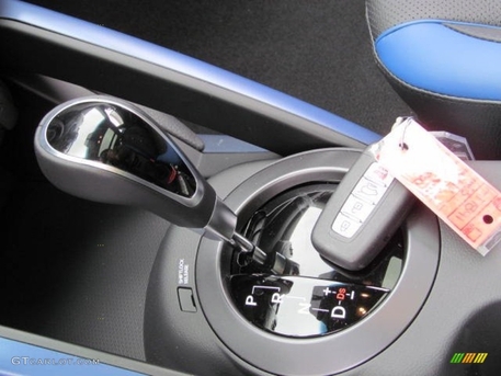 Riyadh, Vehicles, Cars & Trucks , SAR 24500,  Hyundai Veloster,  2014,  Automatic,  368996 KM,  Hyundai V On Sale (Gray Color) Modified