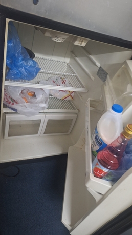 Riyadh, Electronics, SAR 350,  Refrigerator. (fridge)