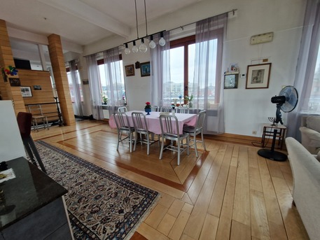 Brussels, Apartments/Houses, EUR 2450/month,  3 BR,  260 Sq. Meter,  Roof Top Loft With Terrace Near Sablon/Grand