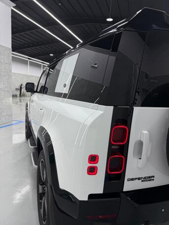 Riyadh, Vehicles, Cars & Trucks , SAR 220000,  Land Rover Defender,  2020,  Automatic,  128000 KM,    Full Options