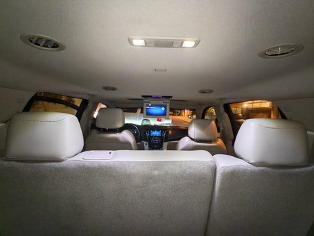 Saar, Vehicles, Cars & Trucks , BHD 11000,  Cadillac Escalade,  2015,  Automatic,  86000 KM,   Escalade 86k Gulf Specs