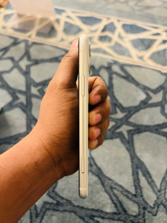 Manama, Mobile Phones, BHD 85,  IPHONE 11 / 128GB