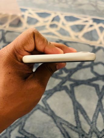 Manama, Mobile Phones, BHD 85,  IPHONE 11 / 128GB