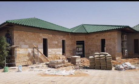 Riyadh, Construction, معلم قراميد والحديد جميغ انواع القرميد وا