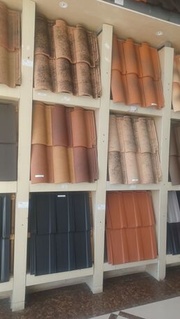 Riyadh, Construction, معلم قراميد والحديد جميغ انواع القرميد وا