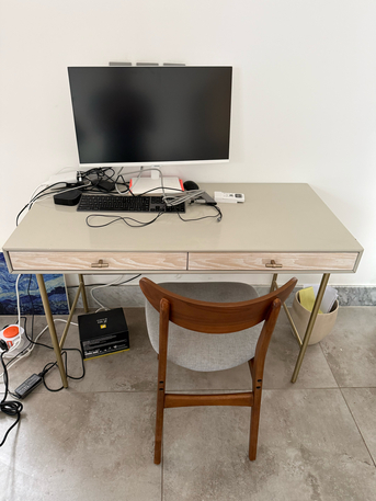 Jeddah, Furniture, SAR 350,  Desk Pkus Chair