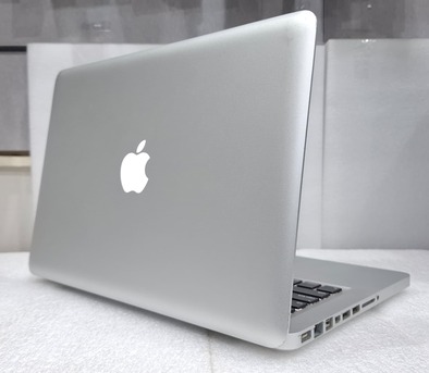 Manama, Computers, BHD 58,  MacBook Pro Core I5 13" HD LED Display 8GB RAM + 320GB HDD Ready To Use Very Good Working