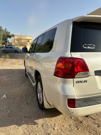 Riyadh, Vehicles, Cars & Trucks , SAR 80000,  Toyota Land Cruiser,  2013,  Automatic,  305000 KM,   GXR V8  For Sale