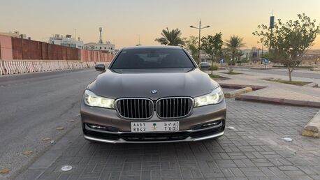 Riyadh, Vehicles, Cars & Trucks , SAR 135000,  BmW 740 Li,  2018,  Automatic,  185000 KM,