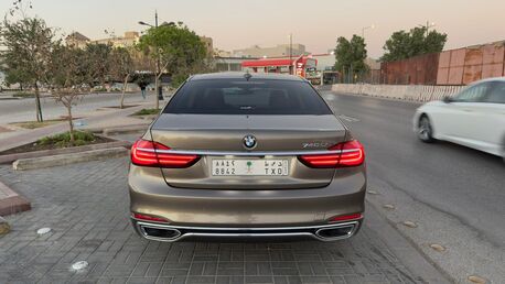 Riyadh, Vehicles, Cars & Trucks , SAR 135000,  BmW 740 Li,  2018,  Automatic,  185000 KM,