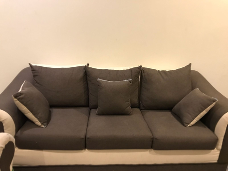 Al Khobar Al Shamalia, Furniture, SAR 200,  I Am Selling Sofa Set With Very Good Condition