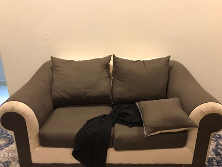 Al Khobar Al Shamalia, Furniture, SAR 200,  I Am Selling Sofa Set With Very Good Condition