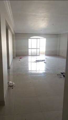Maadi, Apartments/Houses, EGP 20000/month,  3 BR,  200 Sq. Meter,  Unfurnished At Grand City Compound