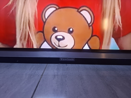 Al Iskan, Electronics, SAR 700,  Viewsonic Touch Screen LCD 65 Inch