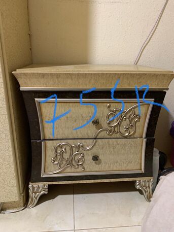 Al Jubail Al Balad, Household Items, Helping A Friend