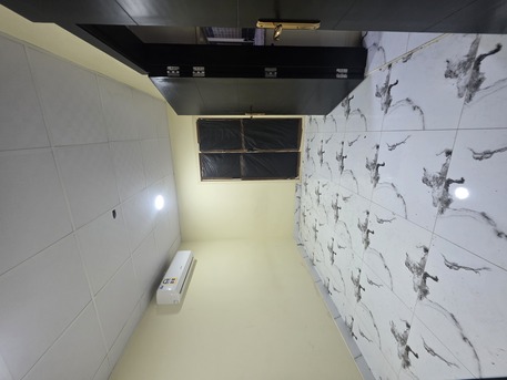 Manama, Apartments/Houses, BHD 140/month,  @1BATHROOM Kitchen With Electricity( No Limit)