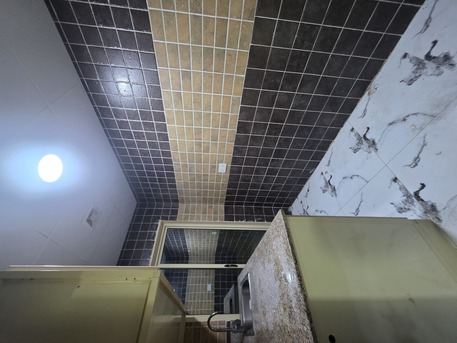 Manama, Apartments/Houses, BHD 140/month,  @1BATHROOM Kitchen With Electricity( No Limit)