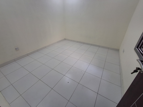 Manama, Apartments/Houses, BHD 220/month,  2 BR,  2bhk 2bath Semi Furnished 220bd With Ewa 40bd Limit