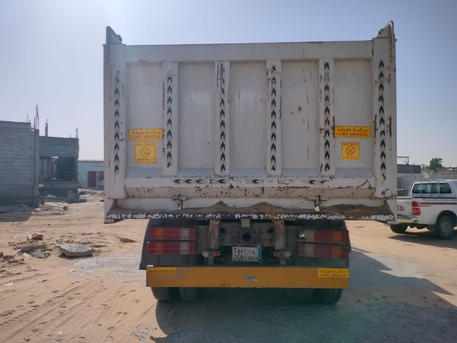 Hofuf, Vehicles, Cars & Trucks , SAR 15000,  Mitsubishi Truck,  2007,  Manual,  450000 KM,  Dump Truck For Rent With Driver