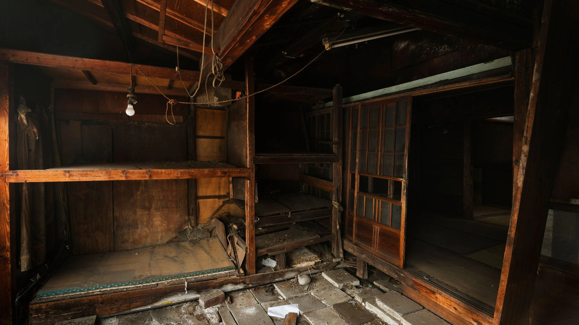 Tbilisi, Business, Crawl Space Waterproofing Near Me | Expert Moisture & Mold Protection