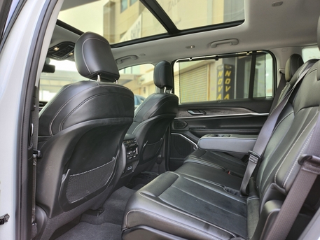 Manama, Vehicles, Cars & Trucks , BHD 15000,  Jeep Grand Cherokee Limited,  2022,  Automatic,  31000 KM,